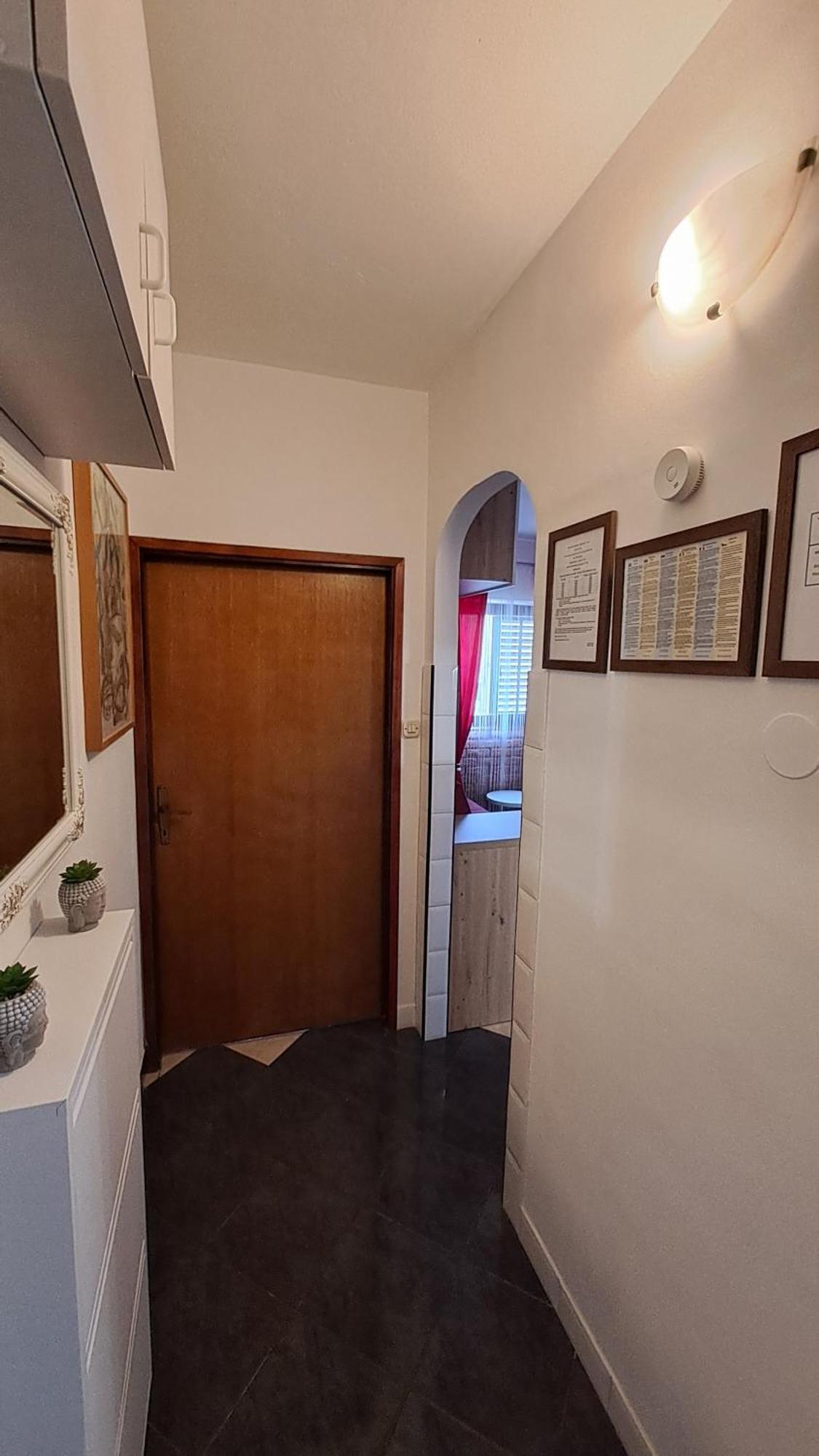 Red Gold Apartment بولا المظهر الخارجي الصورة