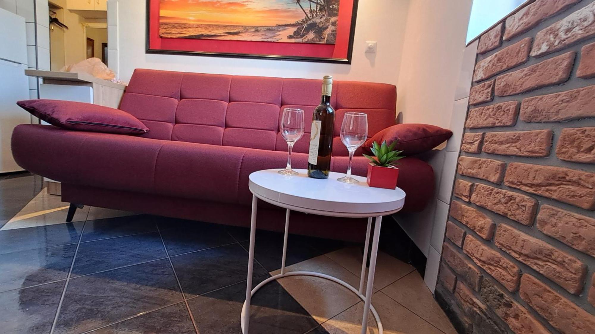 Red Gold Apartment بولا المظهر الخارجي الصورة