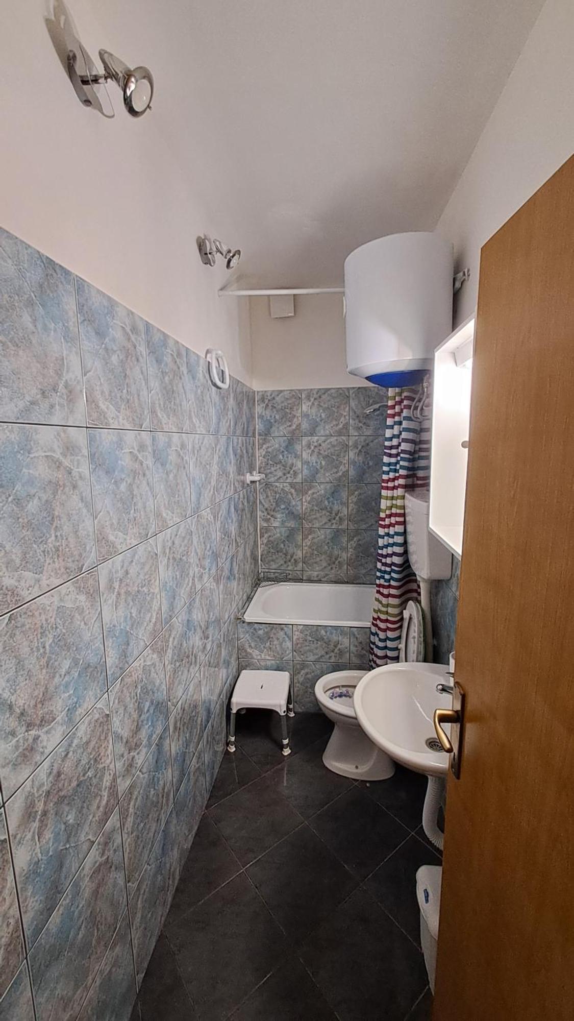Red Gold Apartment بولا المظهر الخارجي الصورة